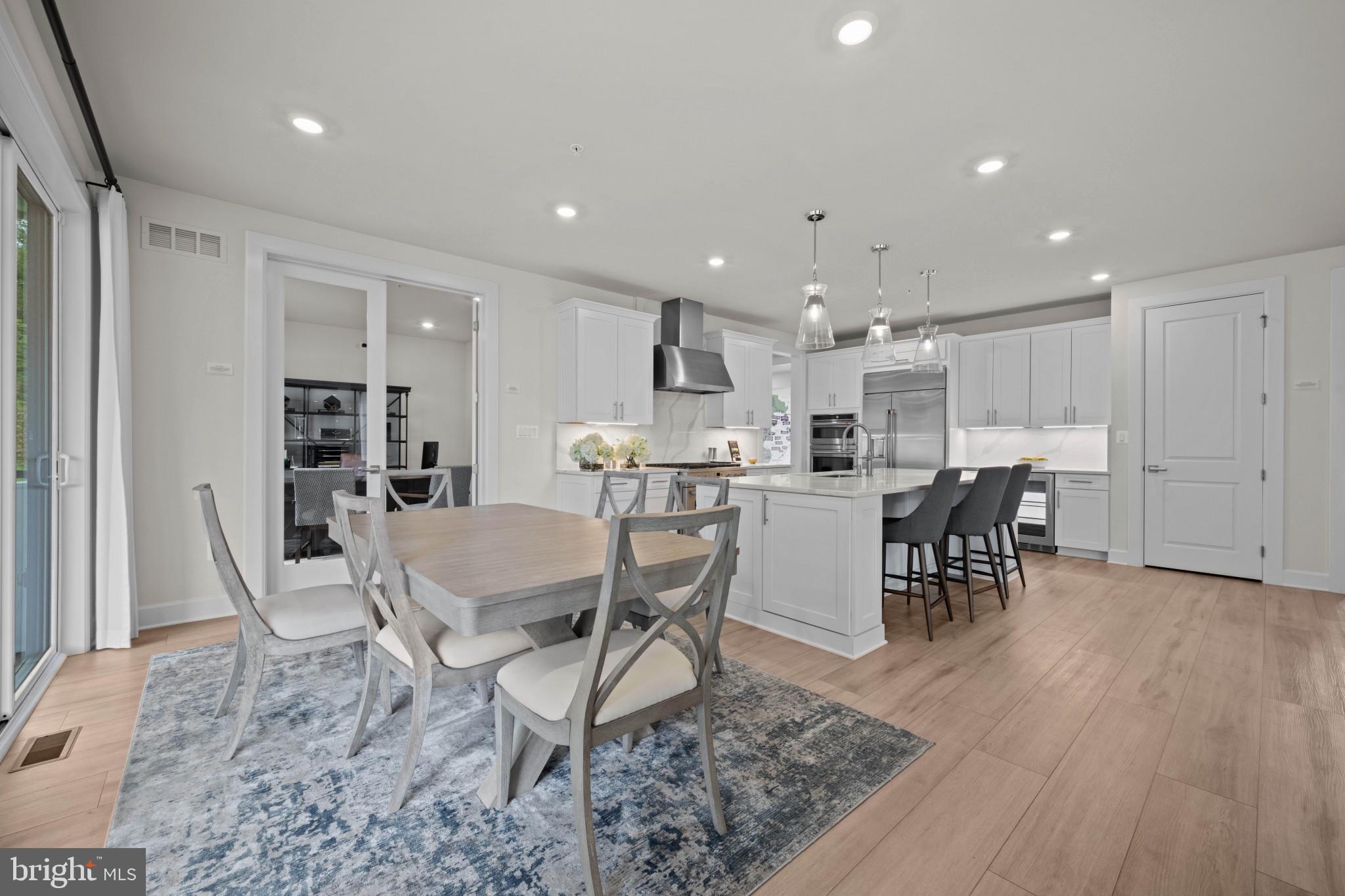 WESTMOUNT - Residential