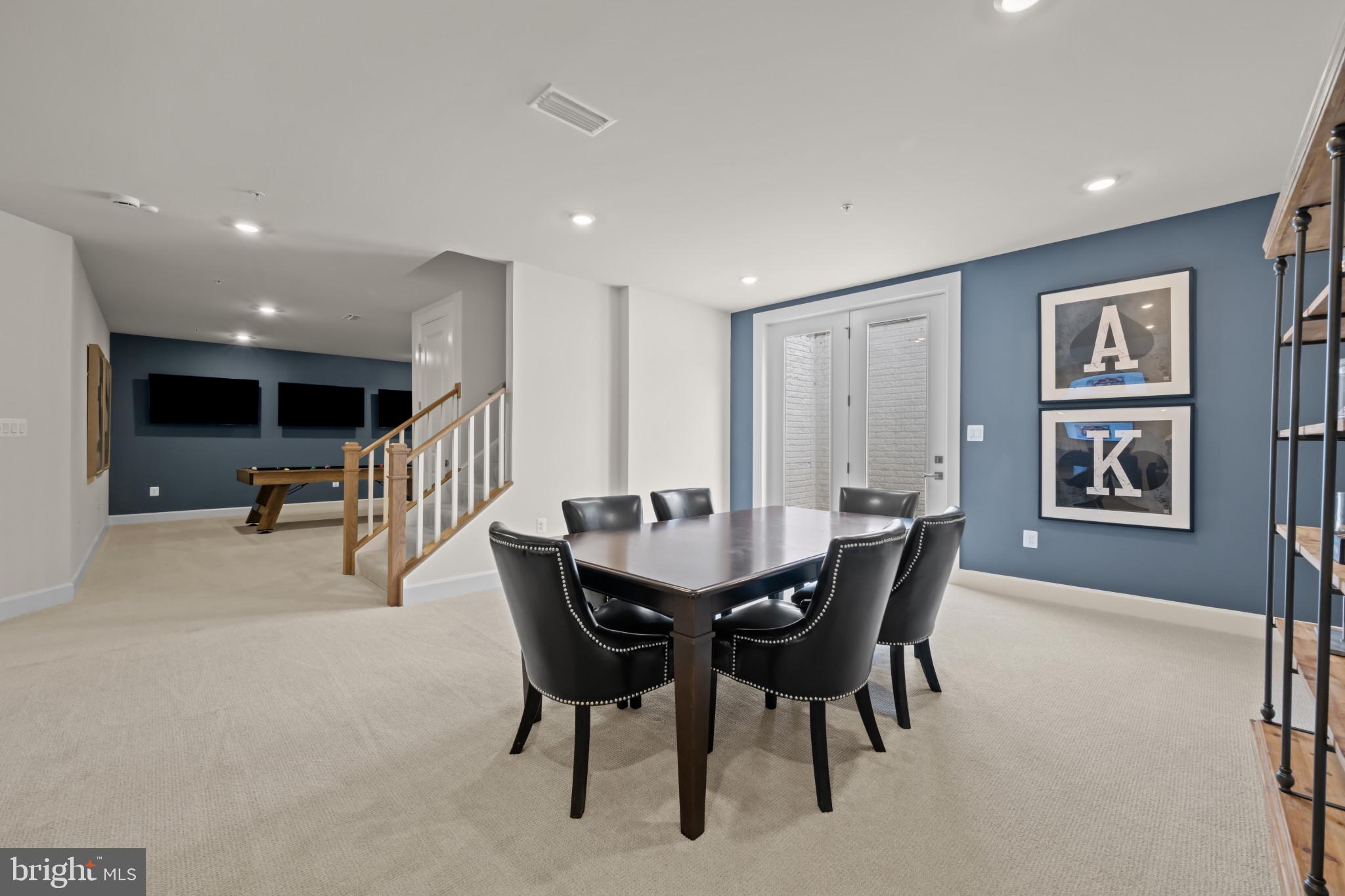 WESTMOUNT - Residential