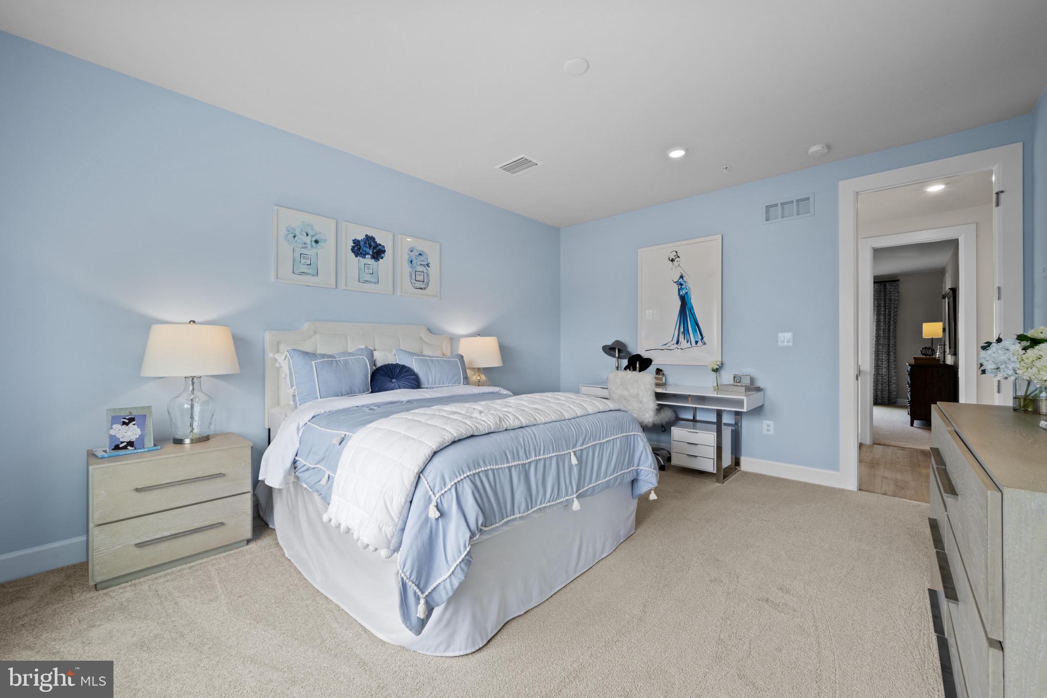 WESTMOUNT - Residential