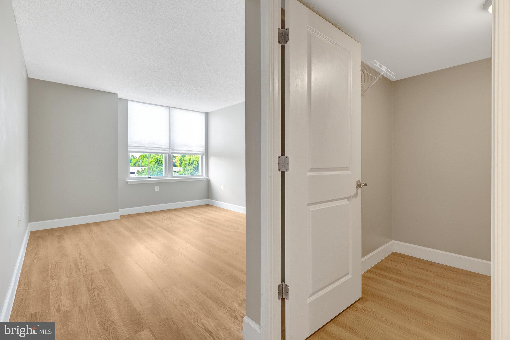 CARLTON HOUSE - Residential Lease