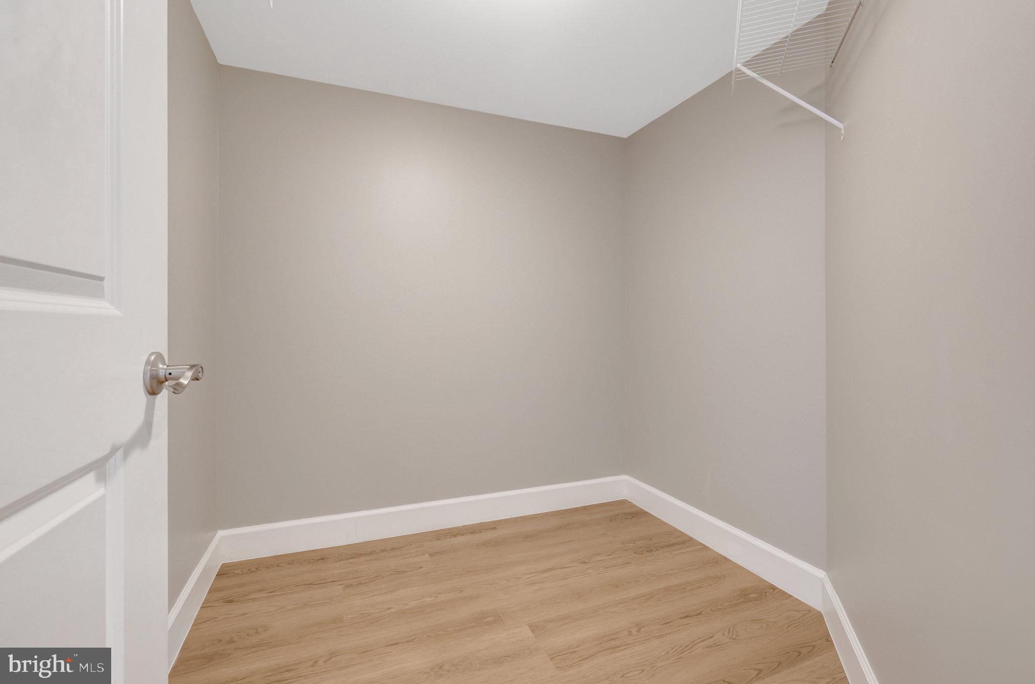 CARLTON HOUSE - Residential Lease