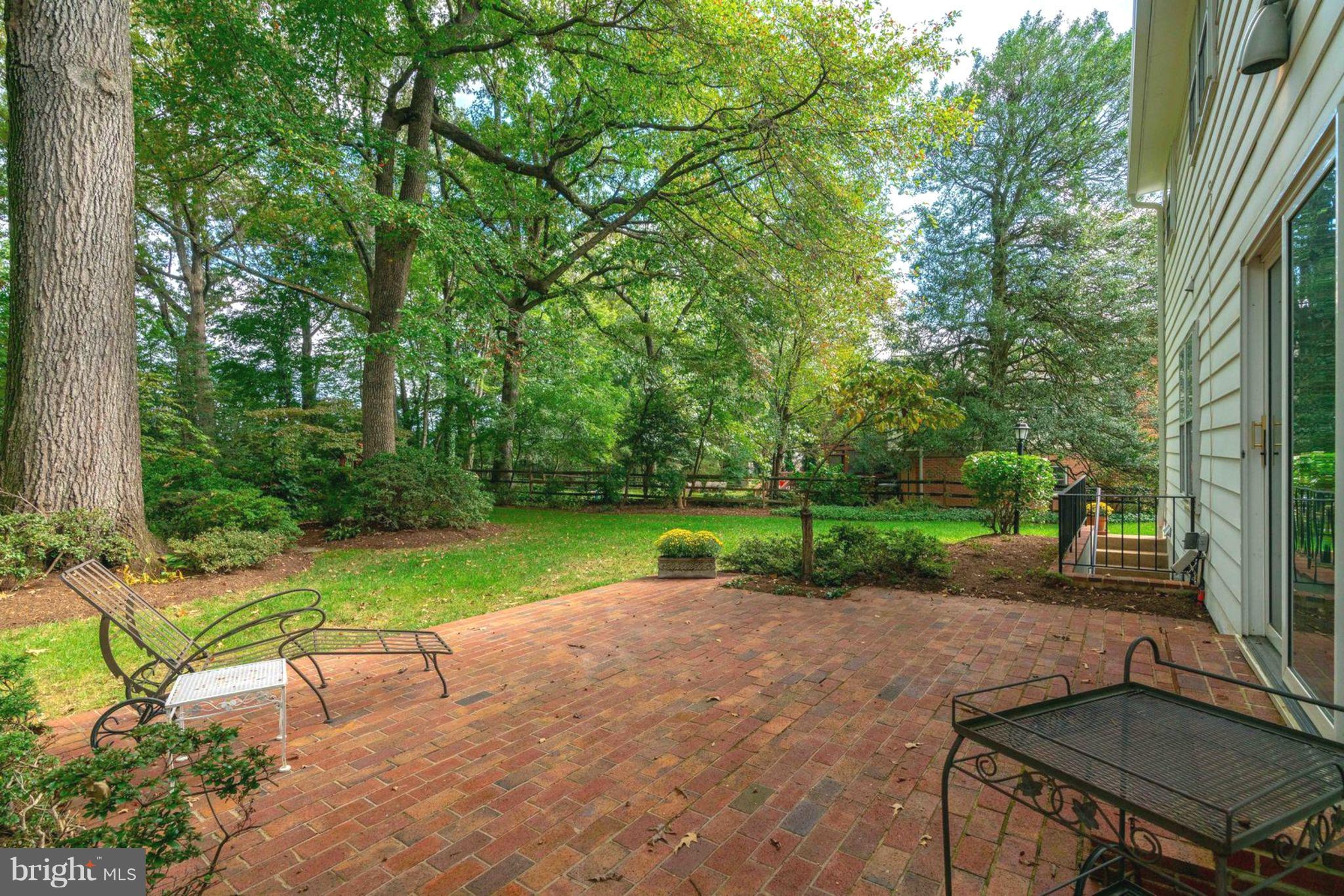 WAKEFIELD CHAPEL WOODS - Residential