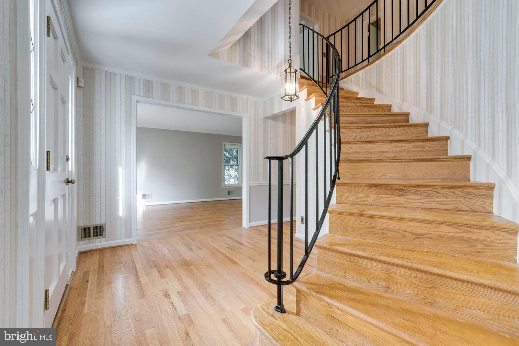 WAKEFIELD CHAPEL WOODS - Residential