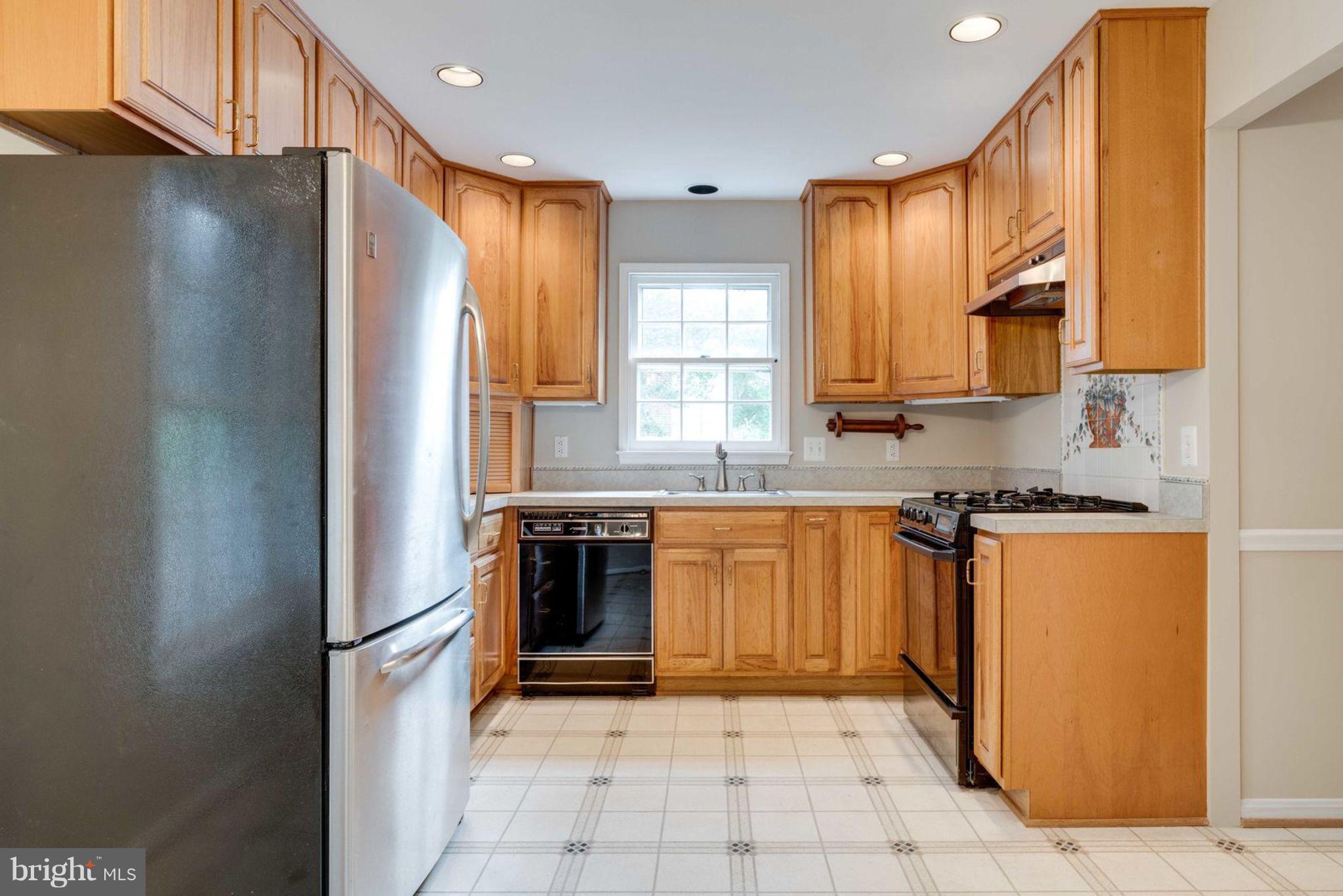 WAKEFIELD CHAPEL WOODS - Residential