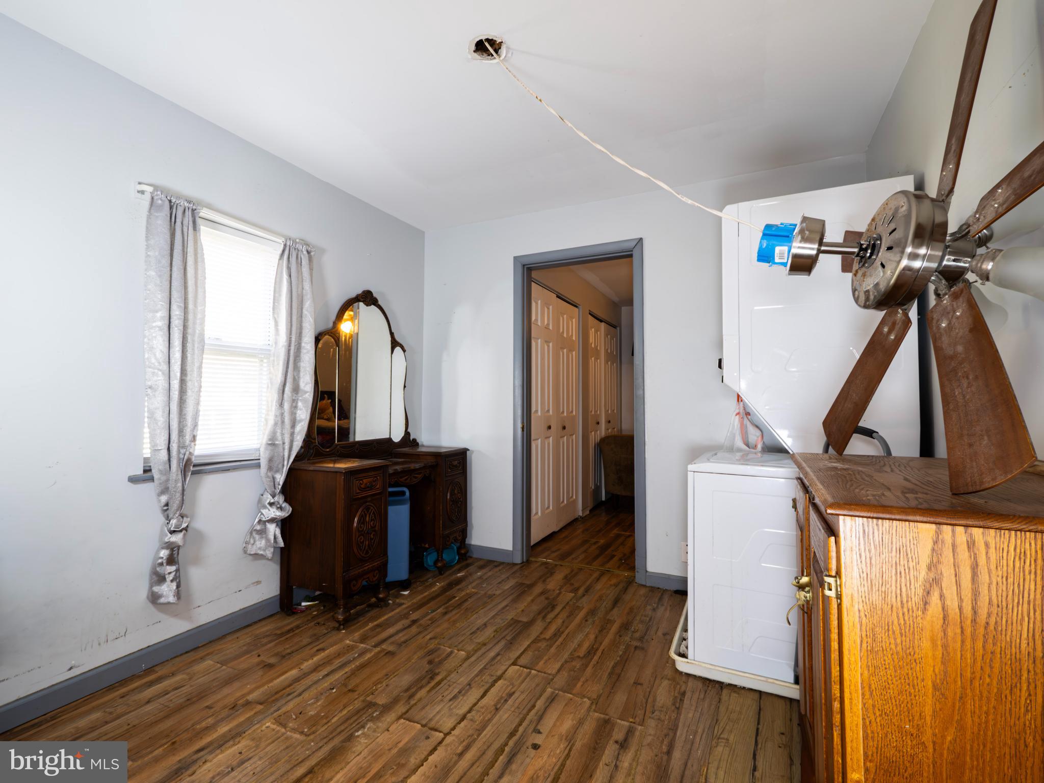 BOLIVAR CORP - Residential