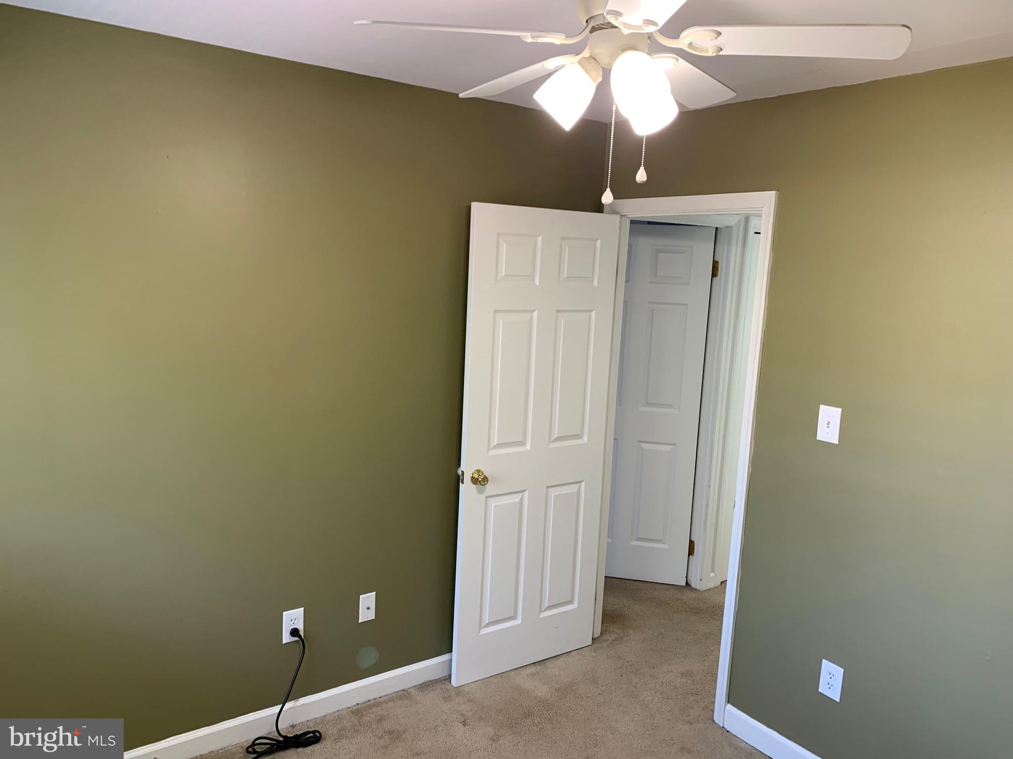 SUMMERHILL - Residential Lease