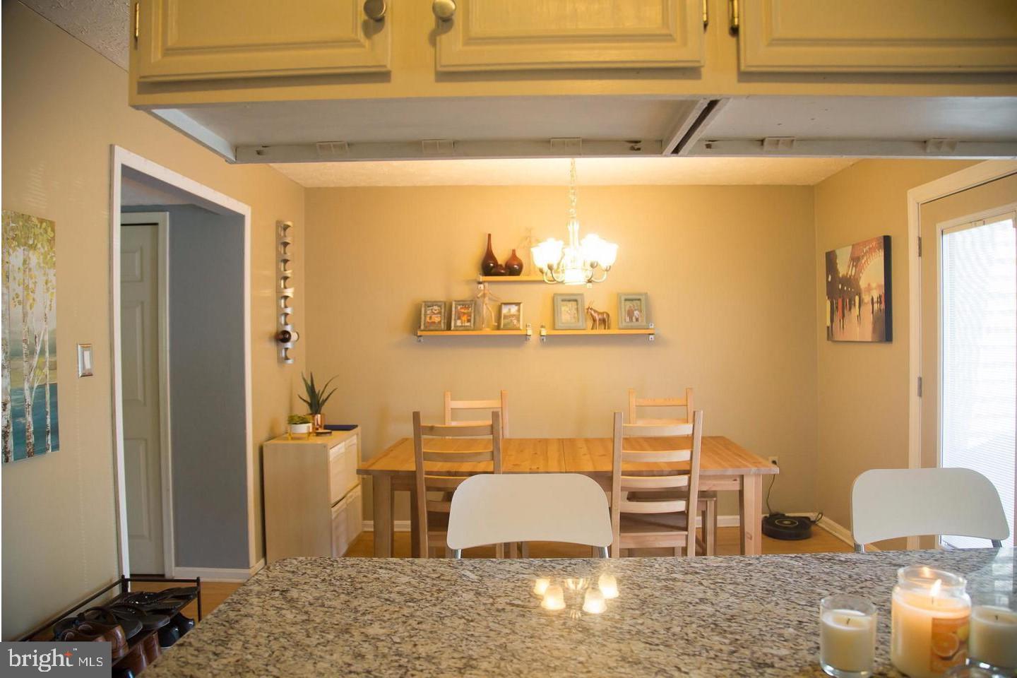 HAMPSHIRE - Residential