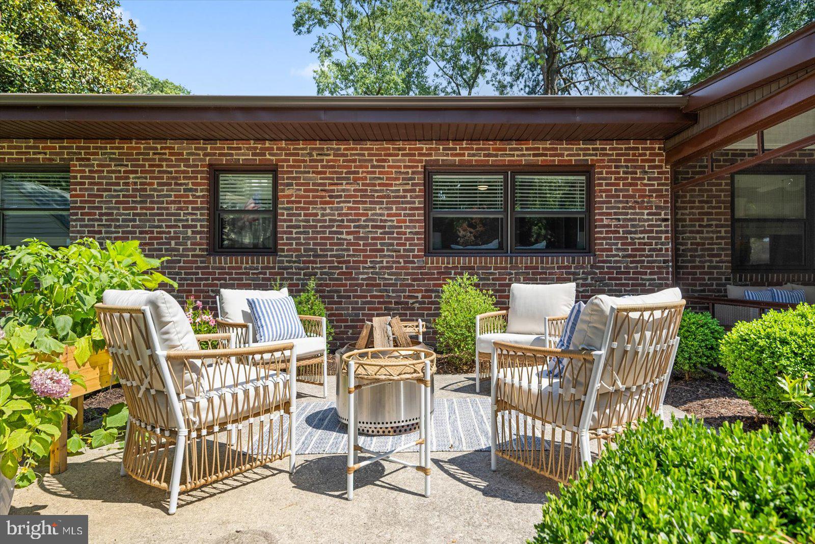 TONY TANK - Residential