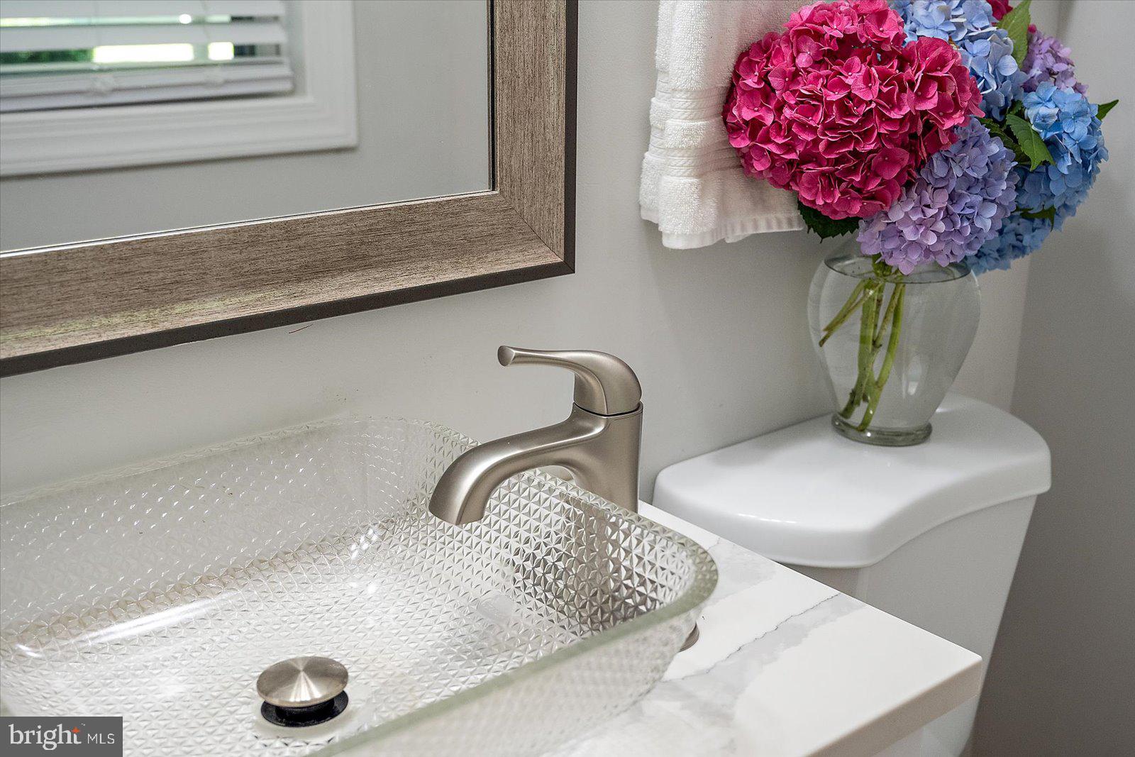 TONY TANK - Residential