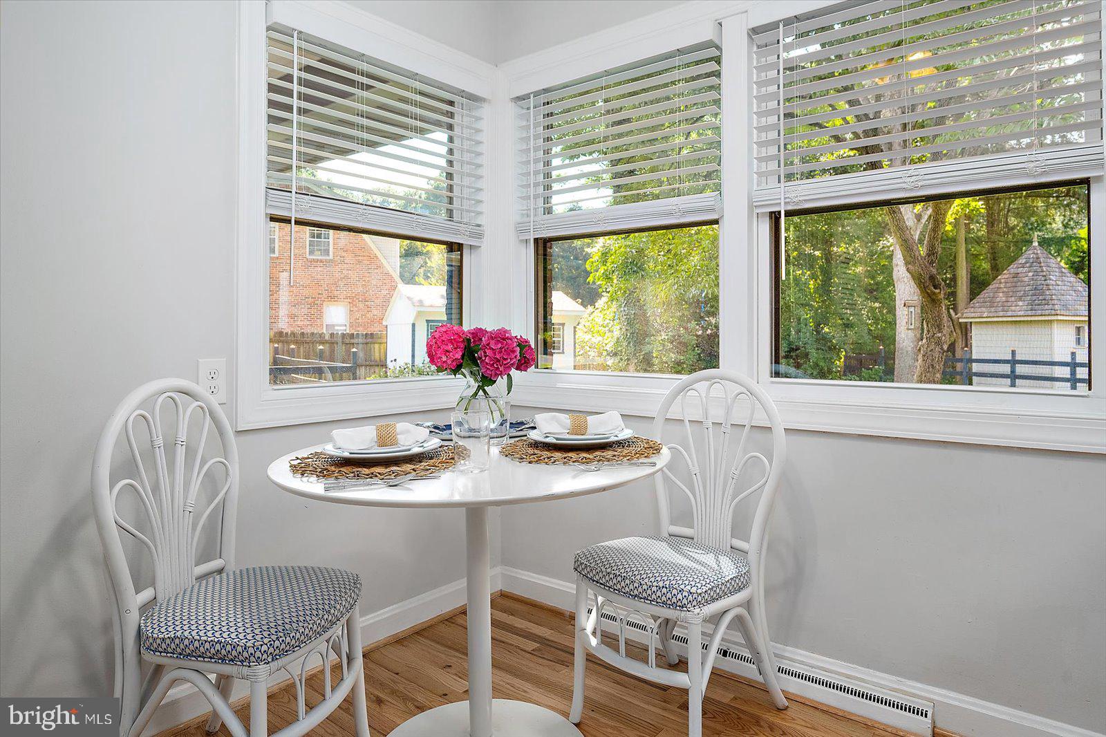 TONY TANK - Residential