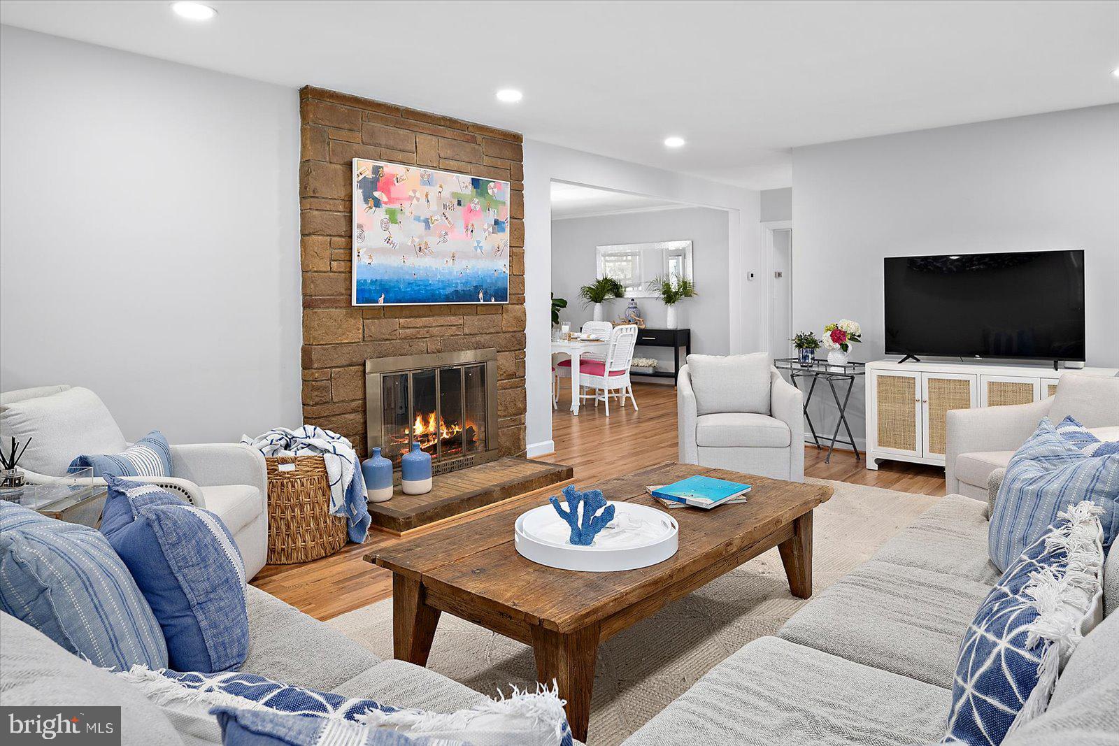 TONY TANK - Residential