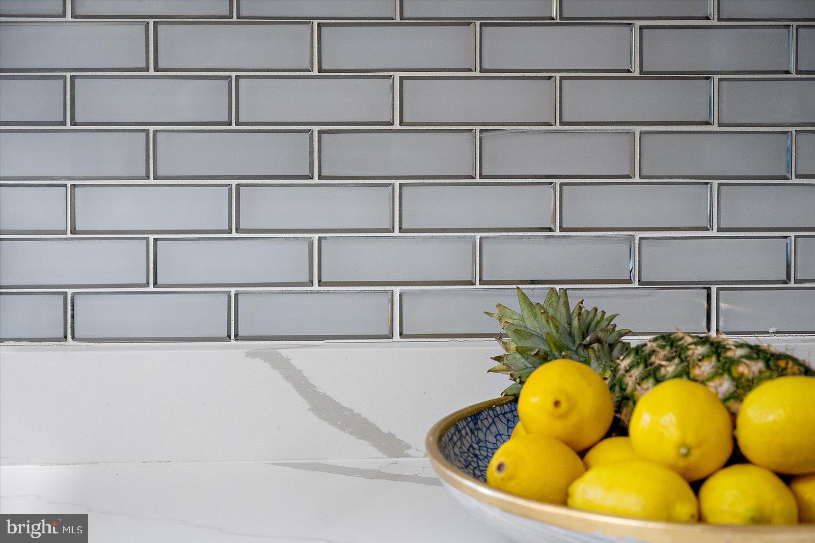 TONY TANK - Residential