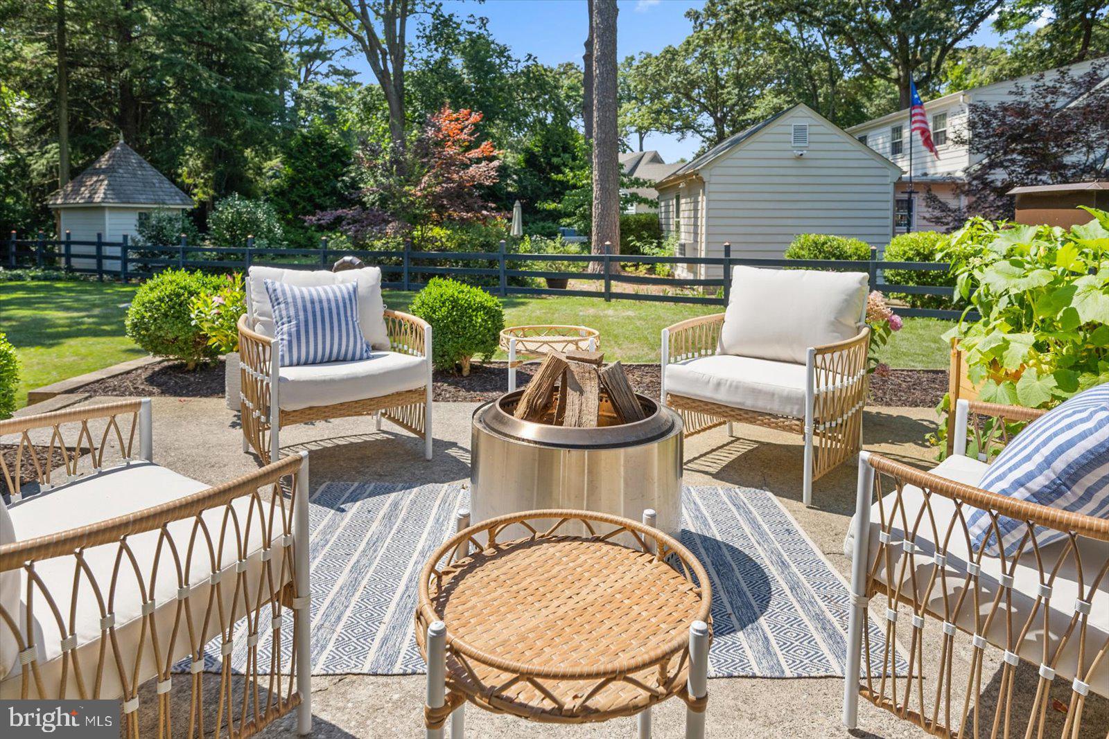 TONY TANK - Residential