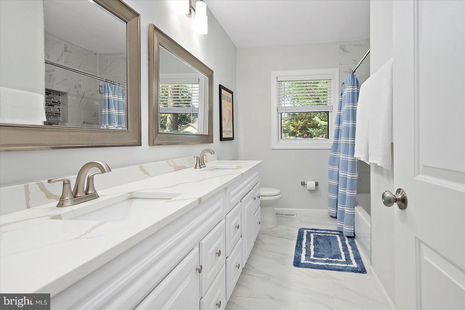 TONY TANK - Residential