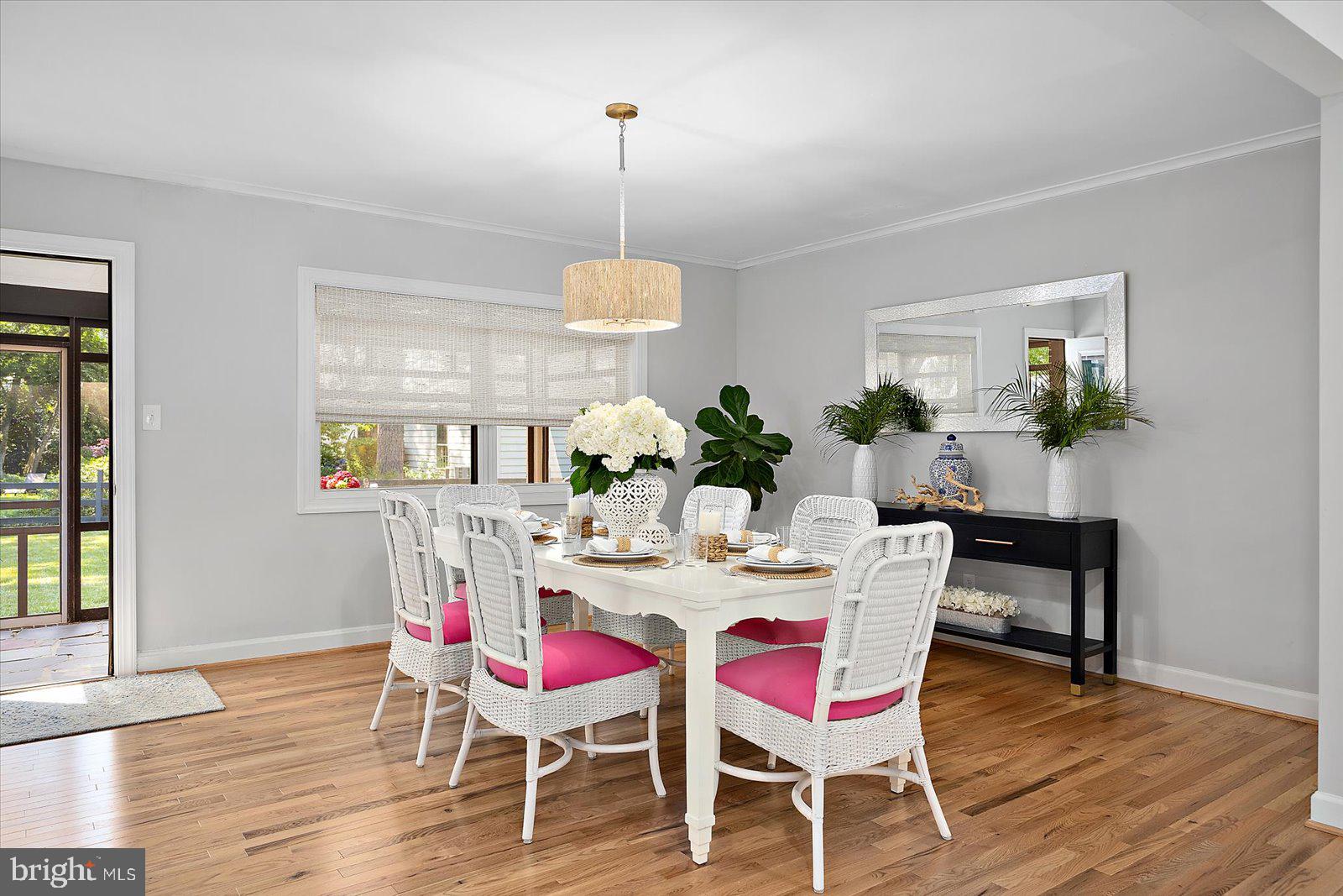 TONY TANK - Residential