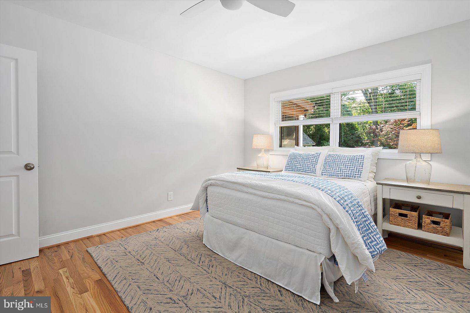 TONY TANK - Residential