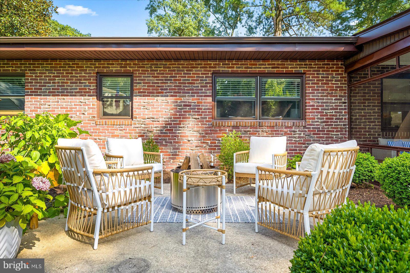 TONY TANK - Residential