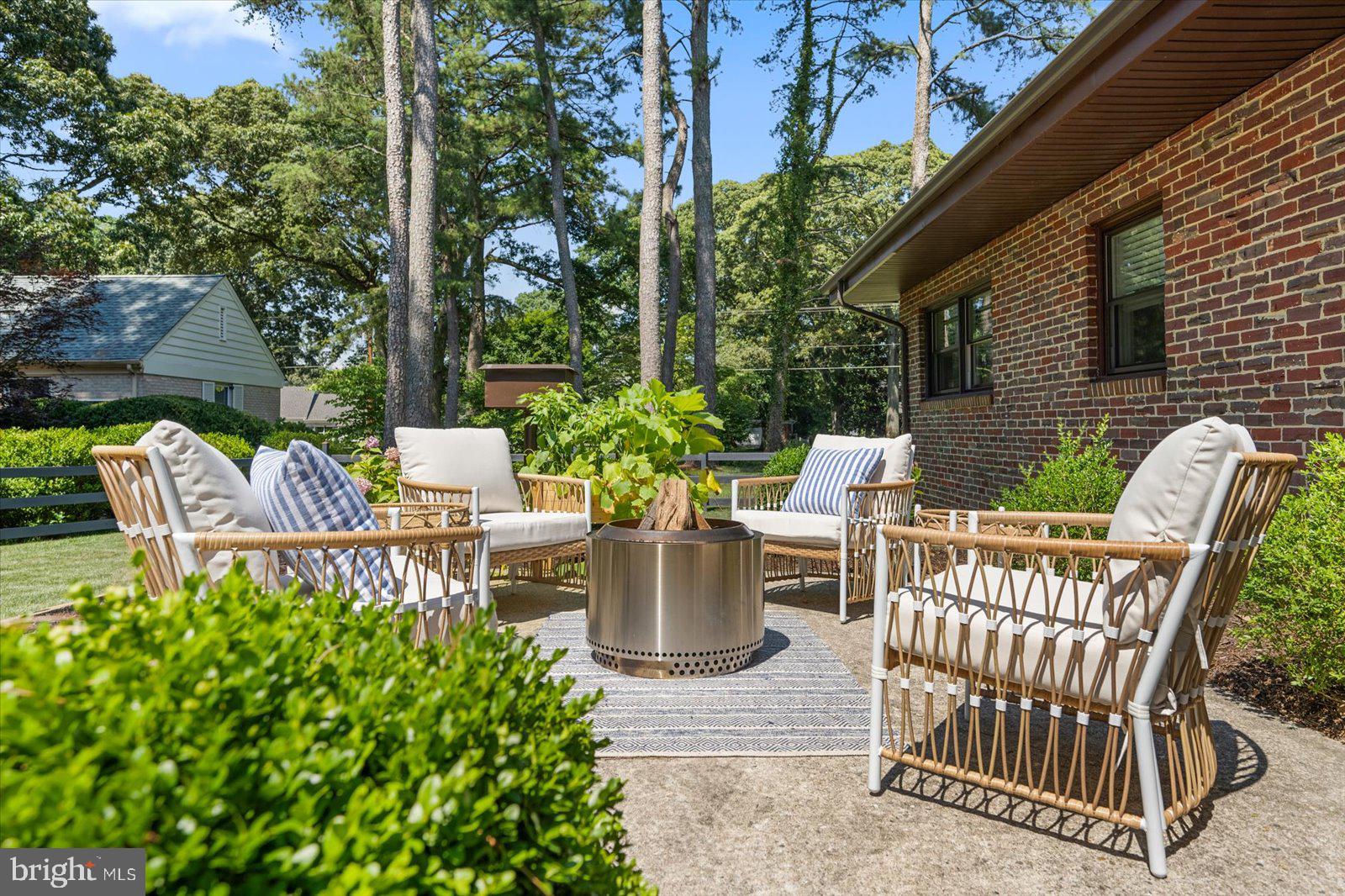 TONY TANK - Residential