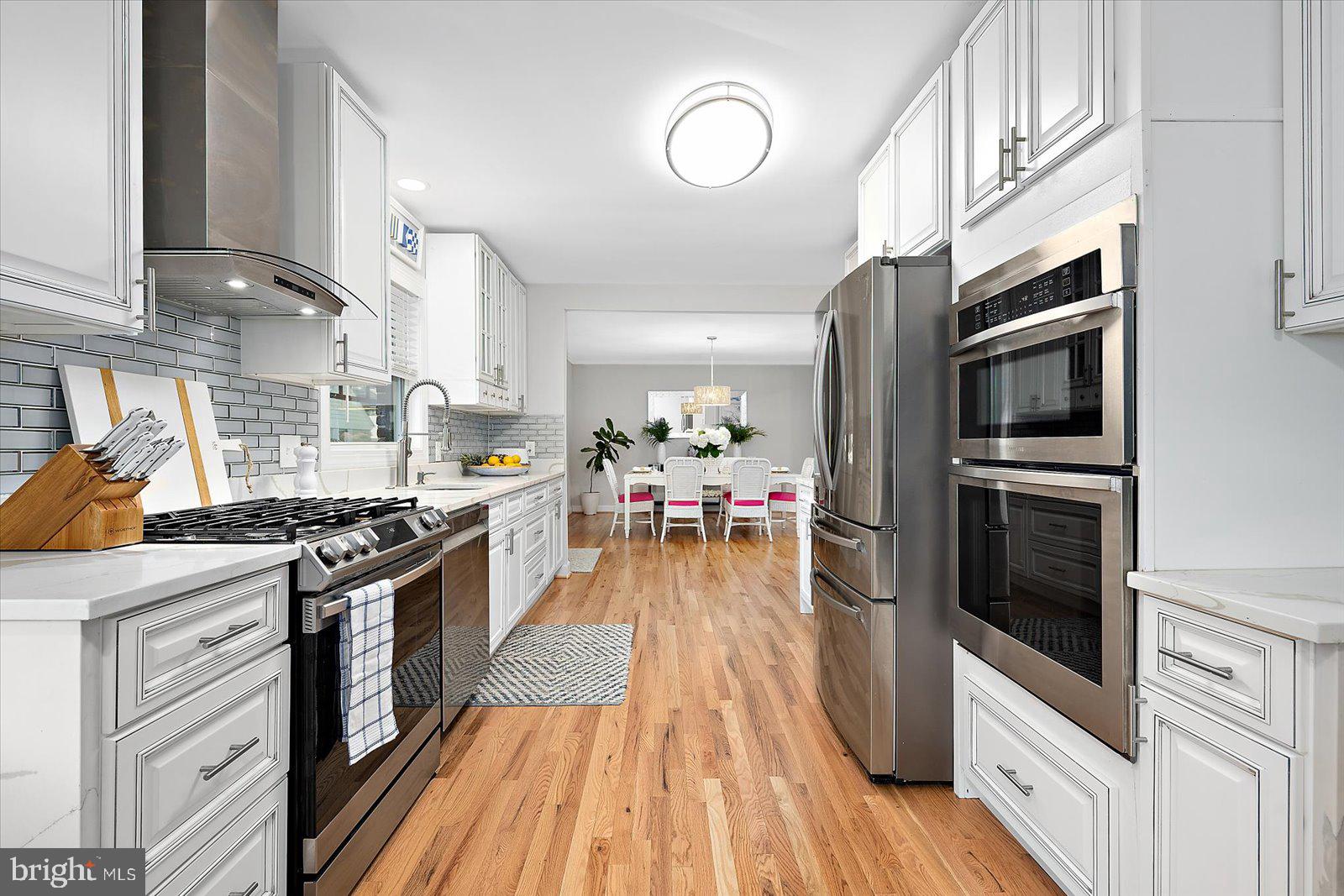 TONY TANK - Residential