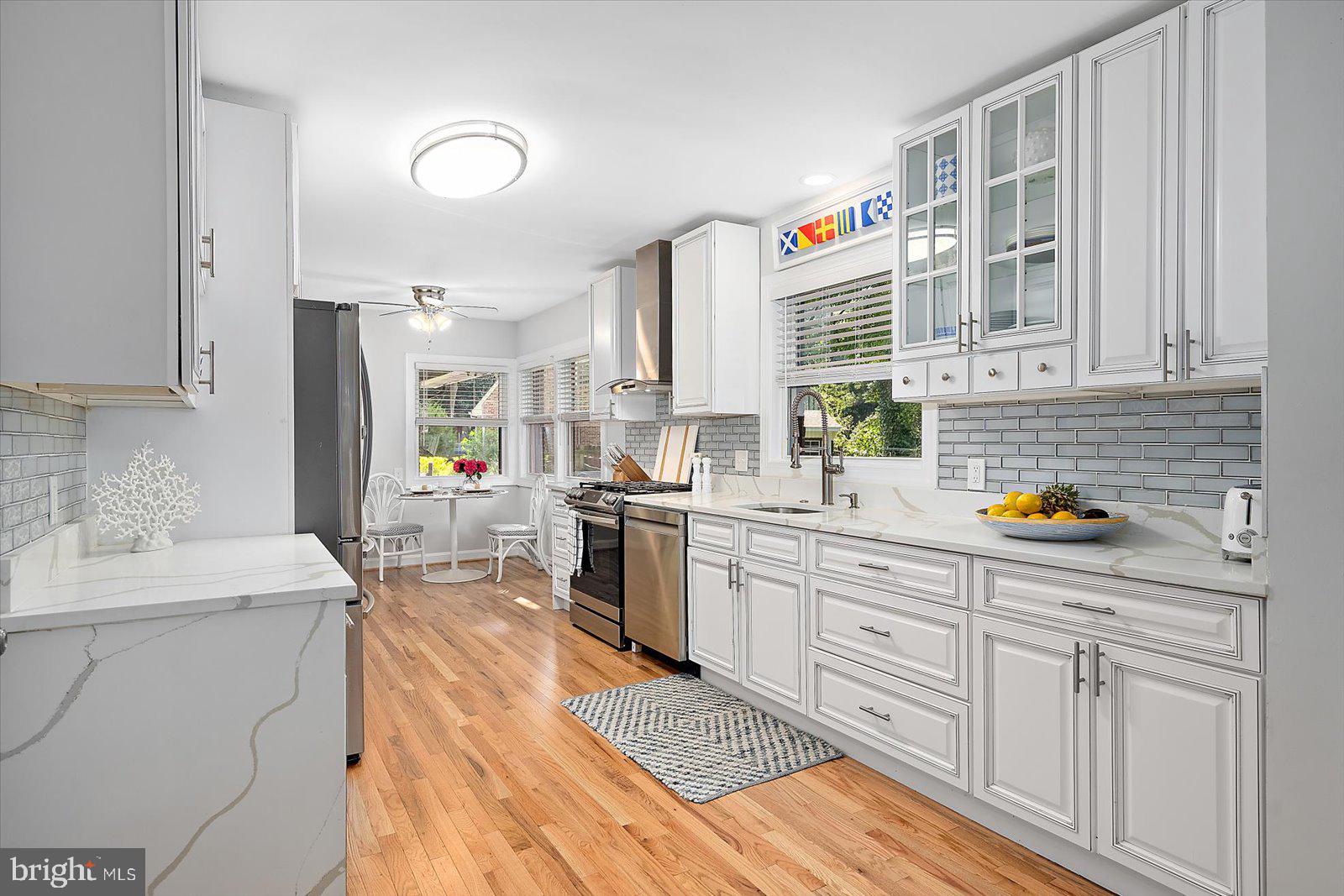 TONY TANK - Residential