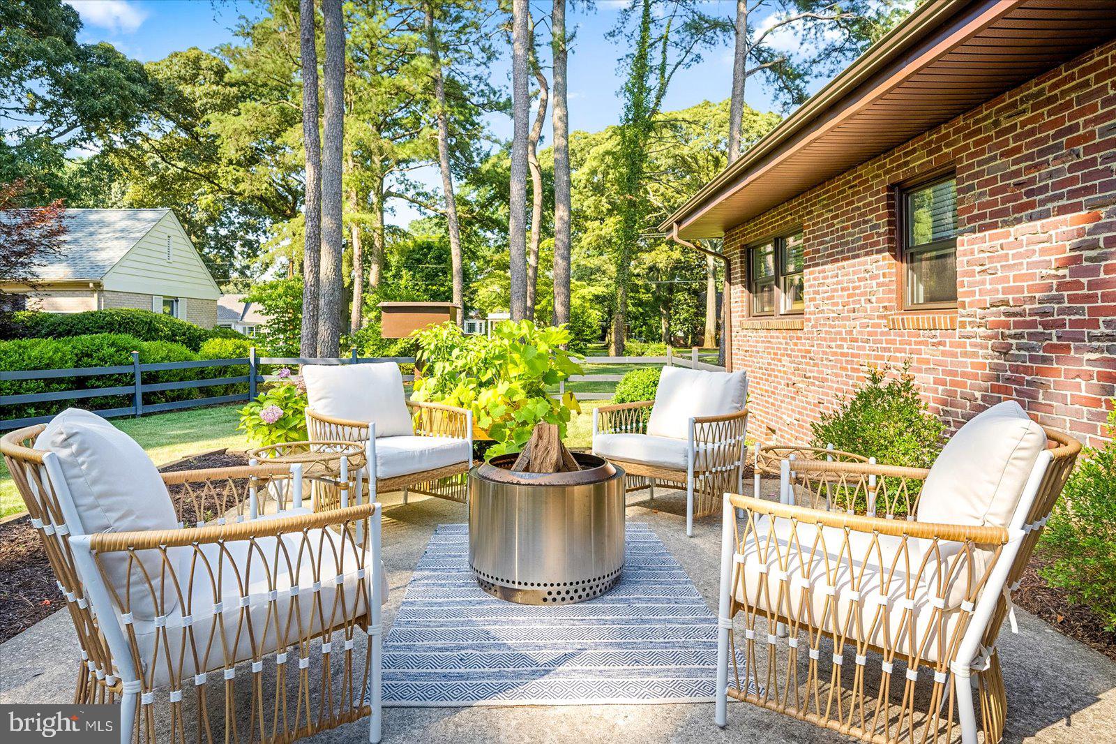 TONY TANK - Residential