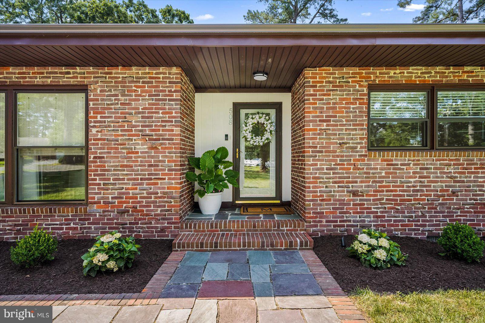 TONY TANK - Residential