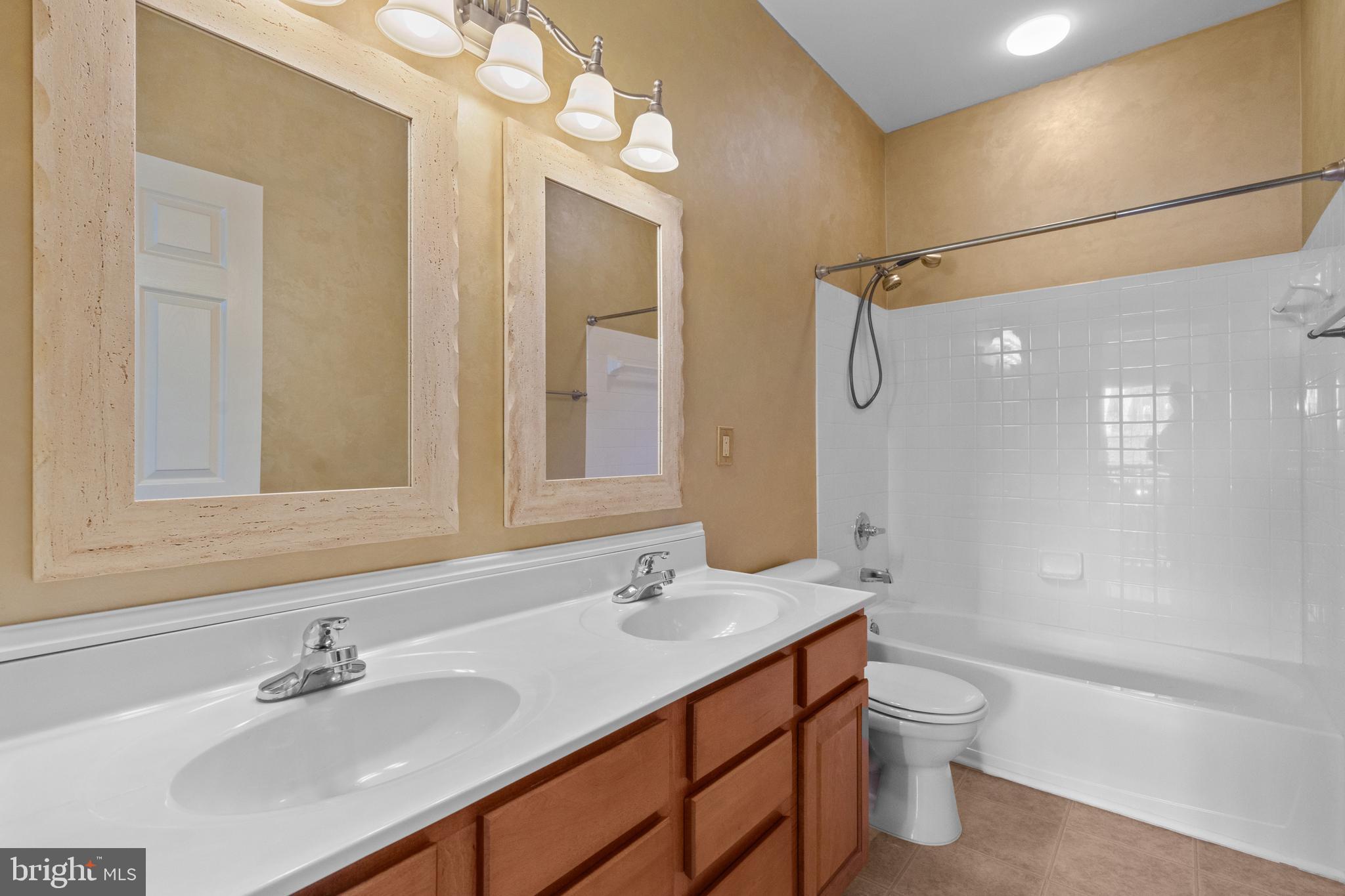 LAKEVIEW OF CULPEPER - Residential