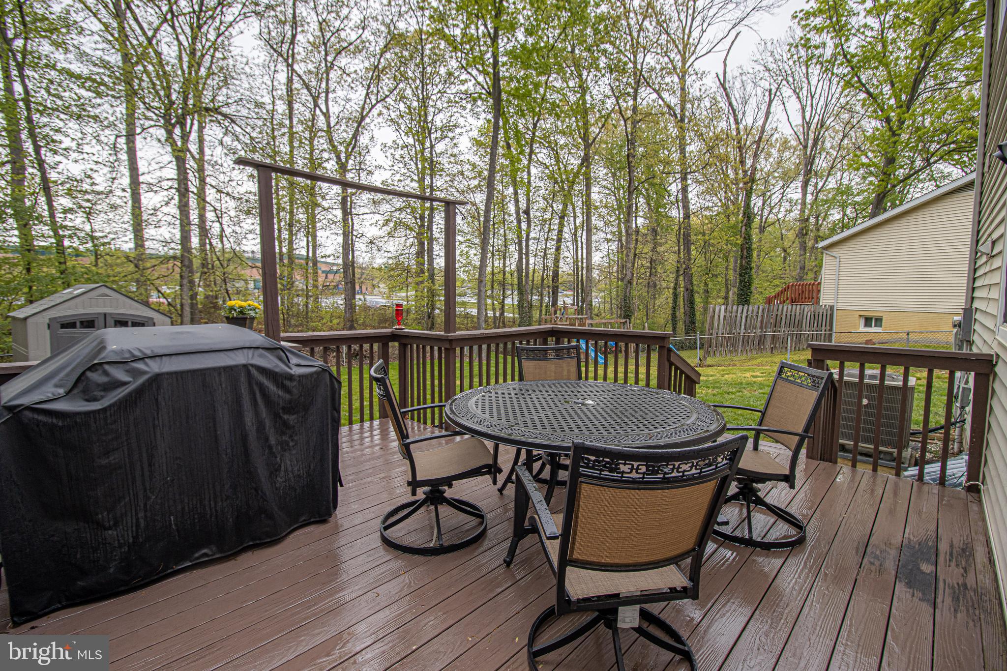 LAKE RIDGE - Residential