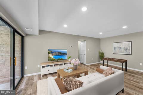 Photo of 9730 Kingsbridge Drive #3, FAIRFAX, VA 22031 (MLS # VAFX2331948)