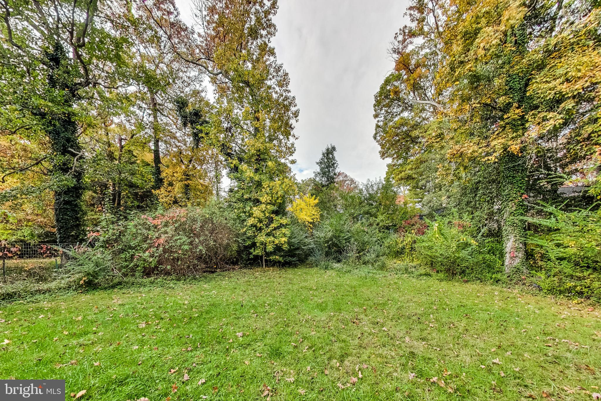 HILLSMERE ESTATES - Residential Lease