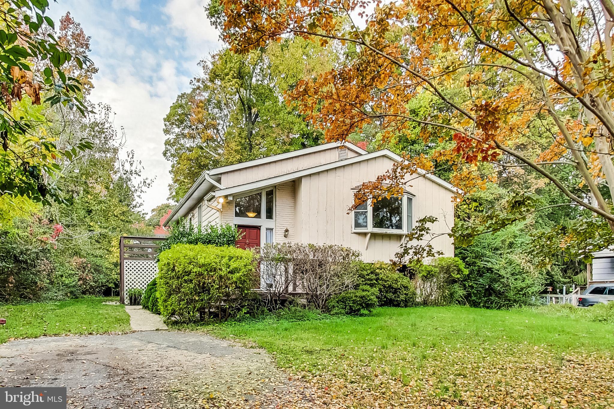 412 WALNUT DRIVE