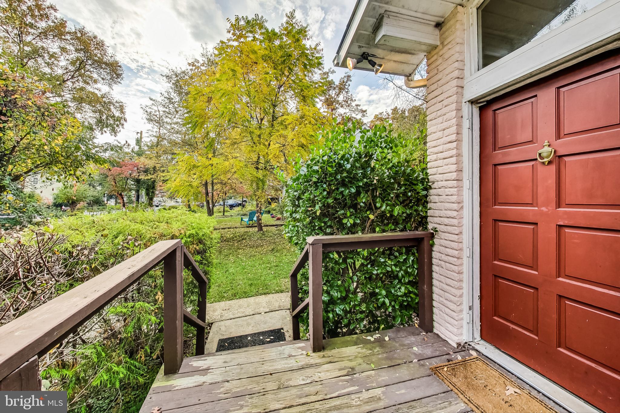 412 WALNUT DRIVE