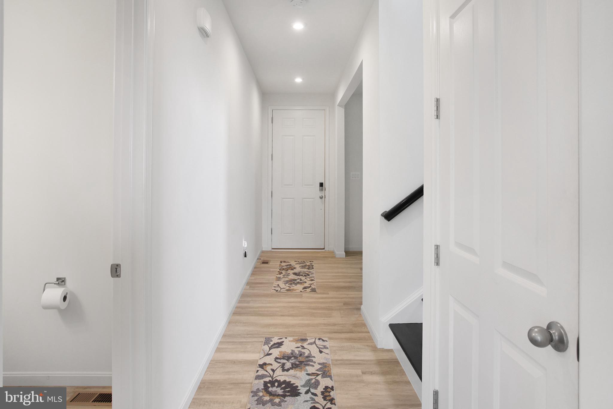 ROUND HILL MEADOWS - Residential