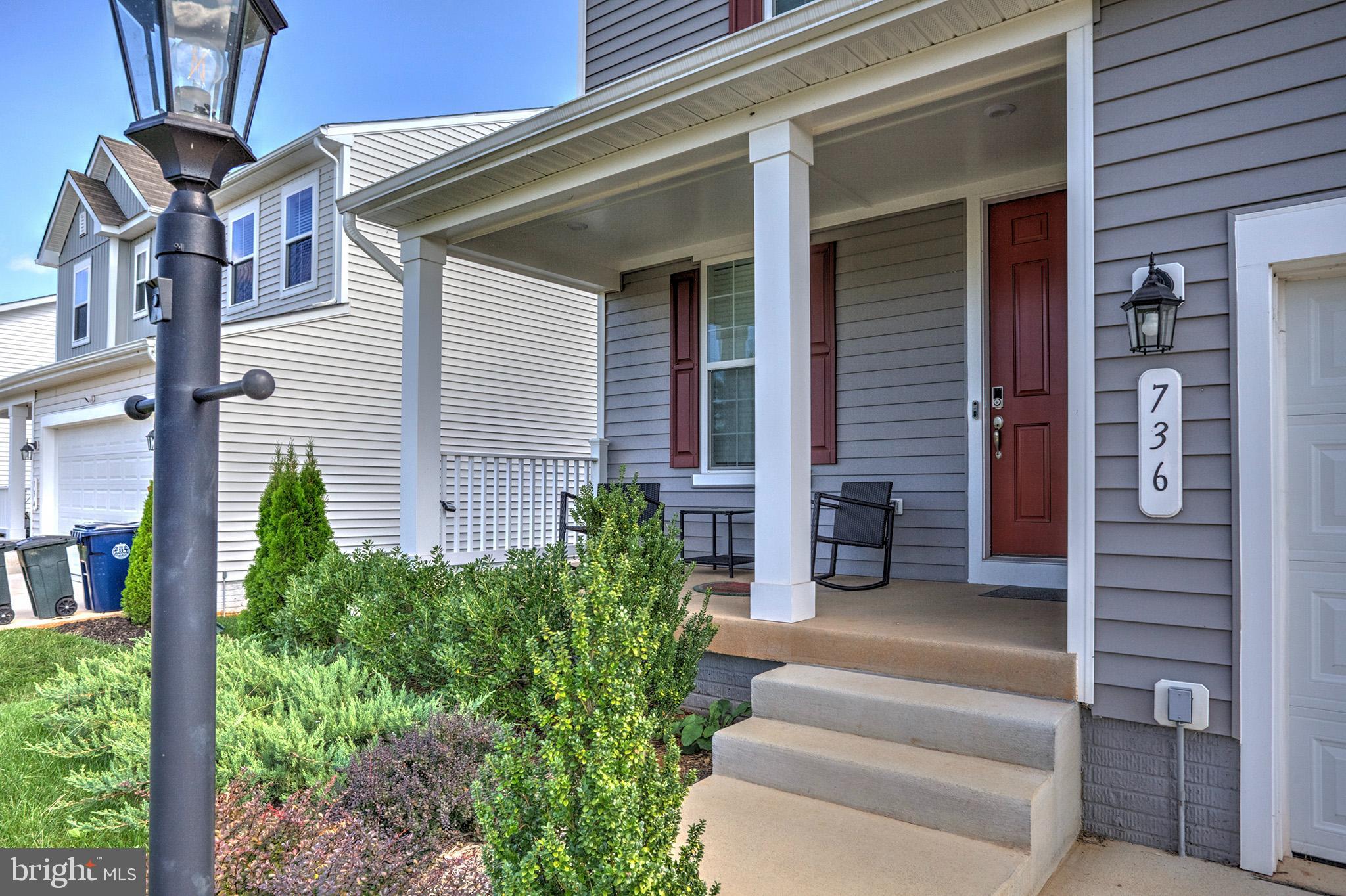 ROUND HILL MEADOWS - Residential