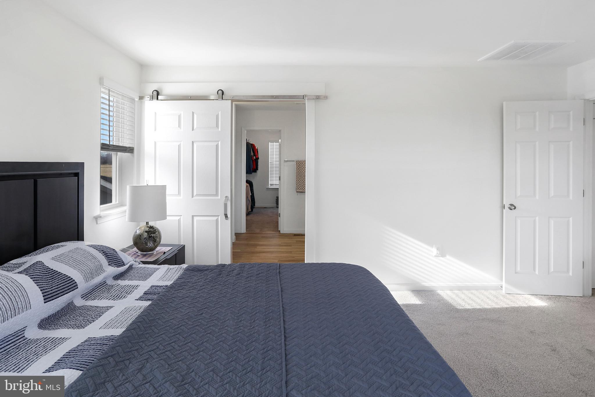 ROUND HILL MEADOWS - Residential