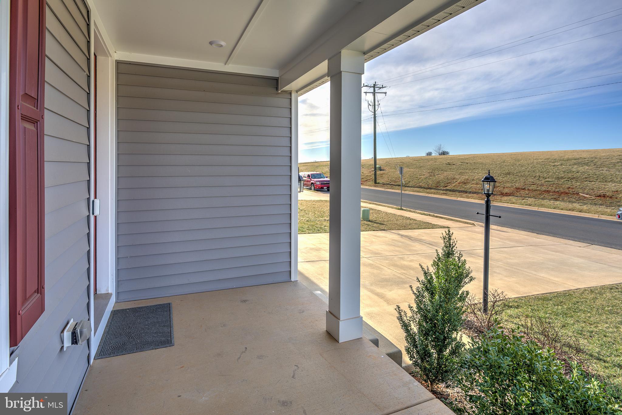 ROUND HILL MEADOWS - Residential