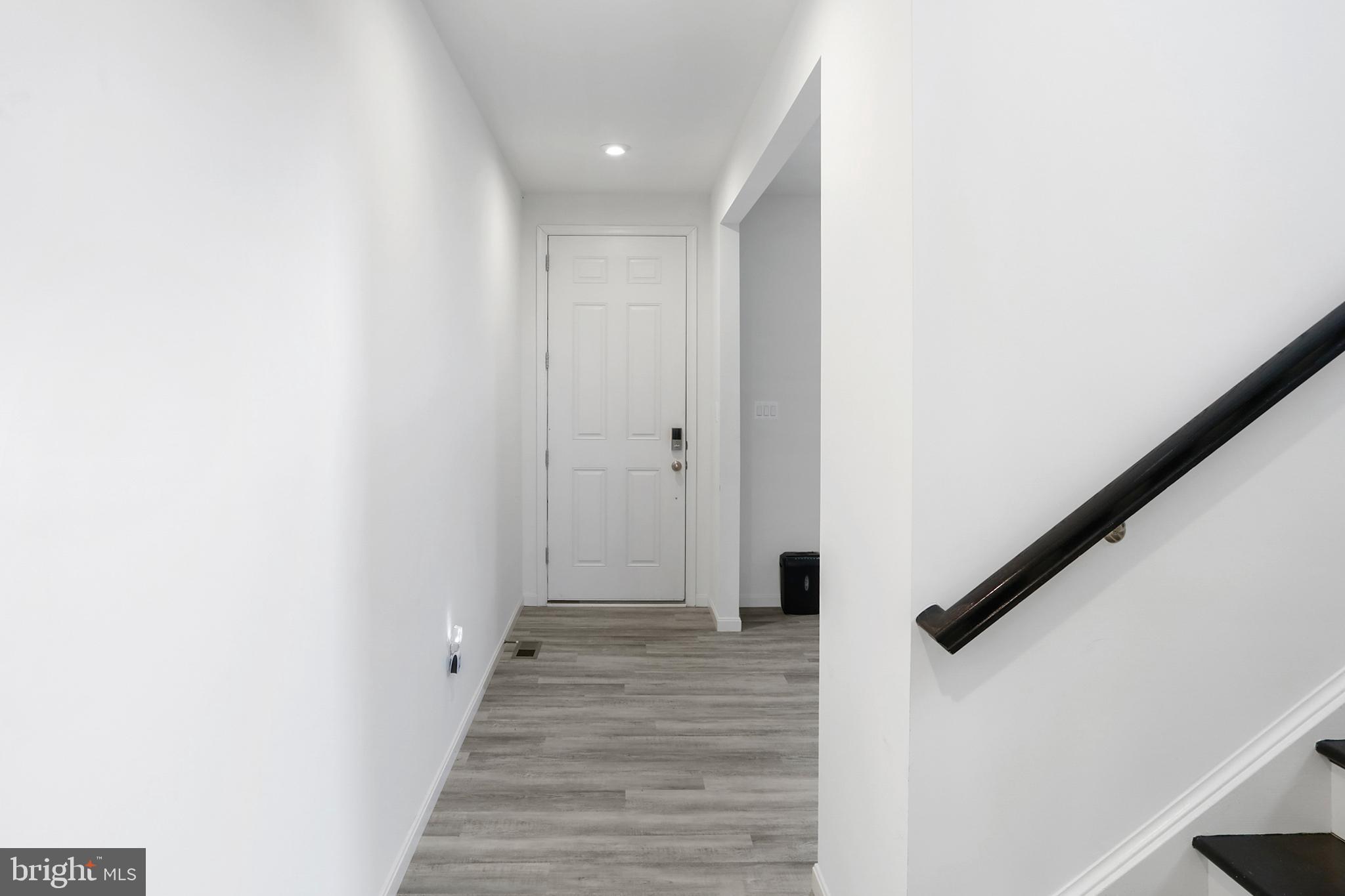 ROUND HILL MEADOWS - Residential