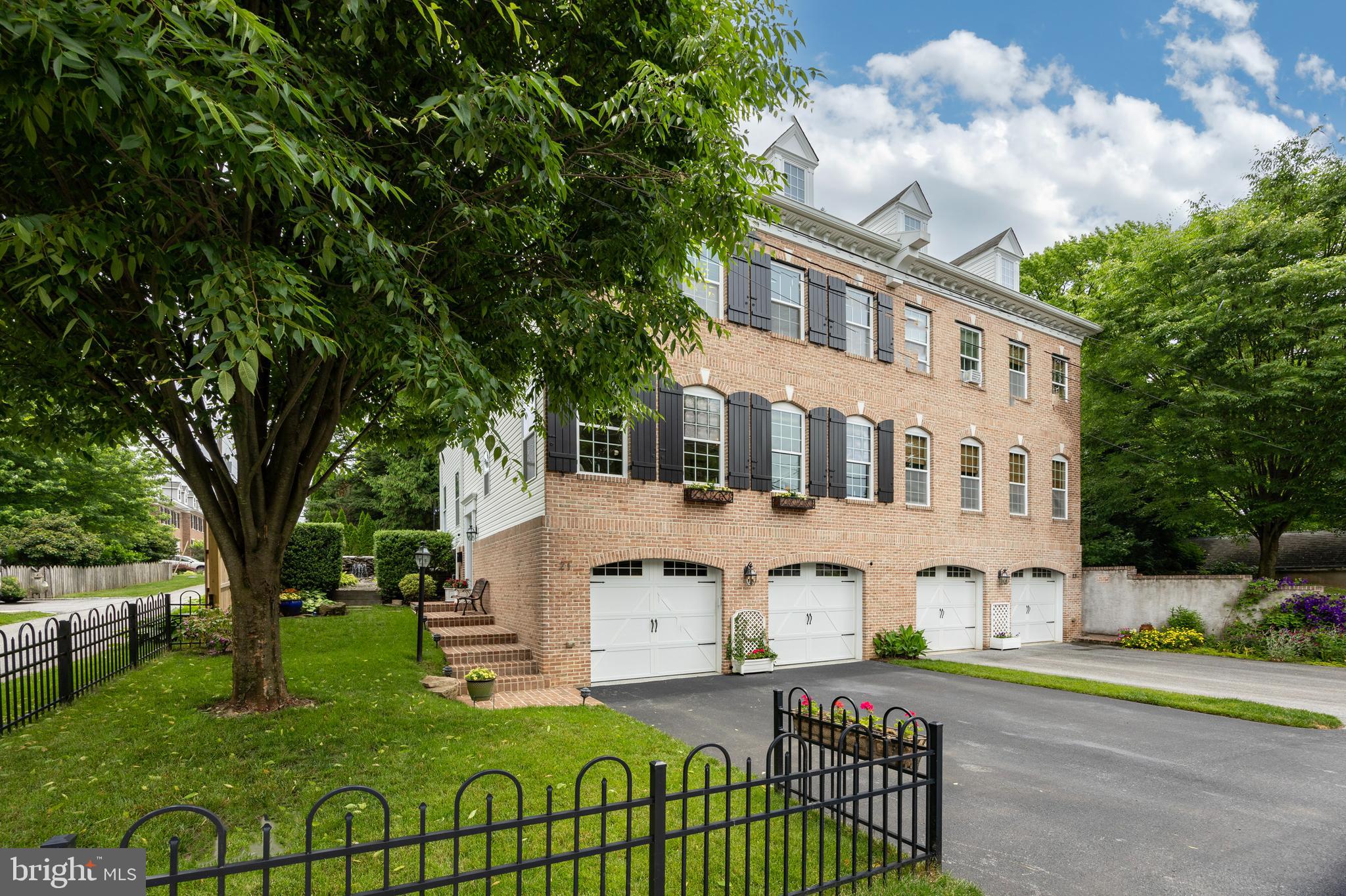 WEST CHESTER BORO - Residential
