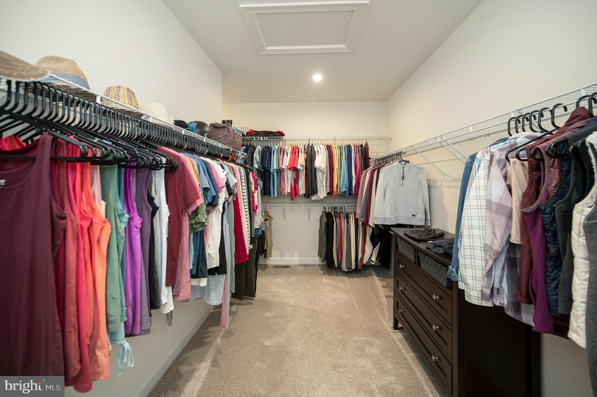 EFFINGHAM FARM - Residential