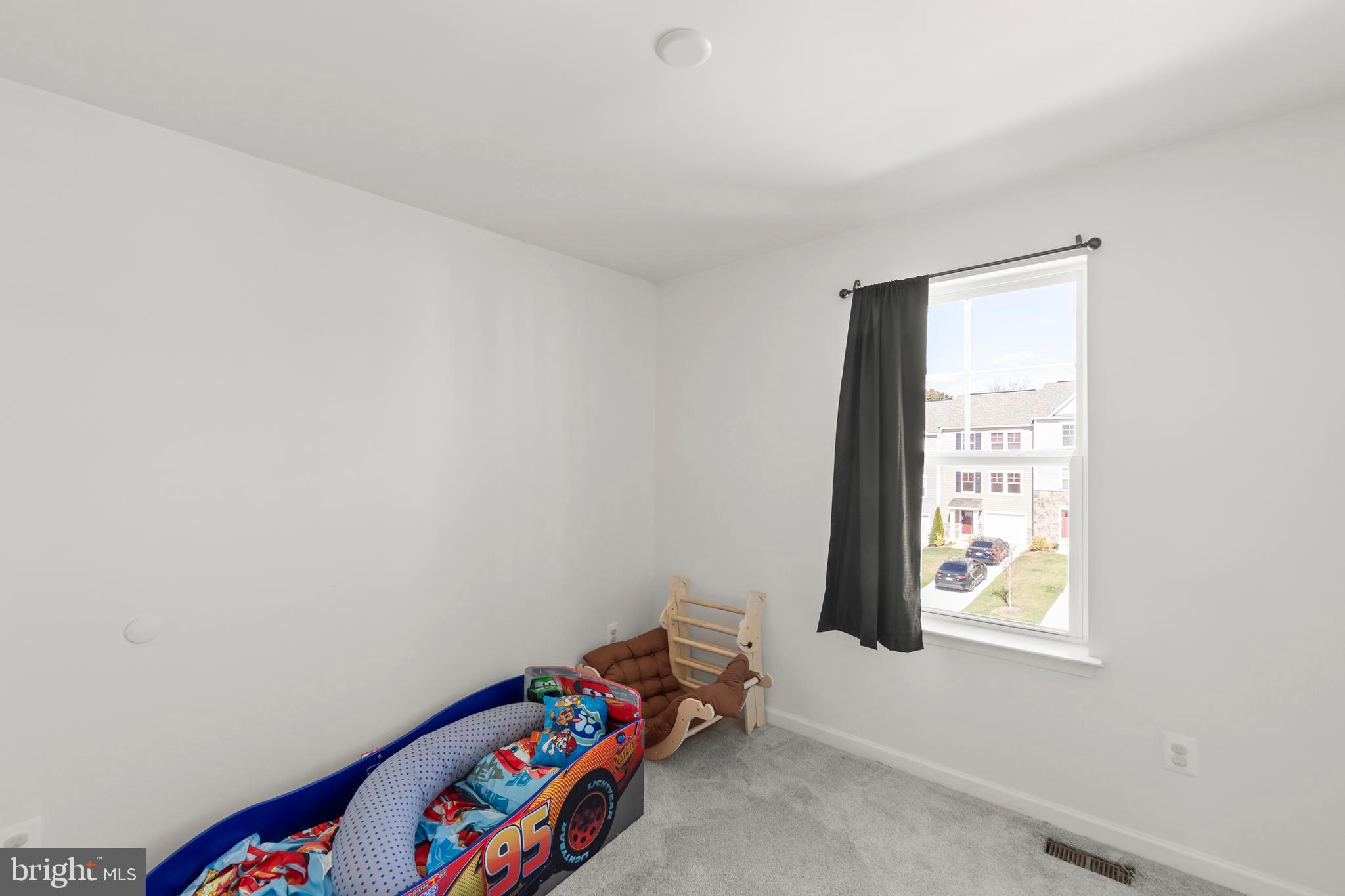 TOWNES AT TATE MANOR - Residential