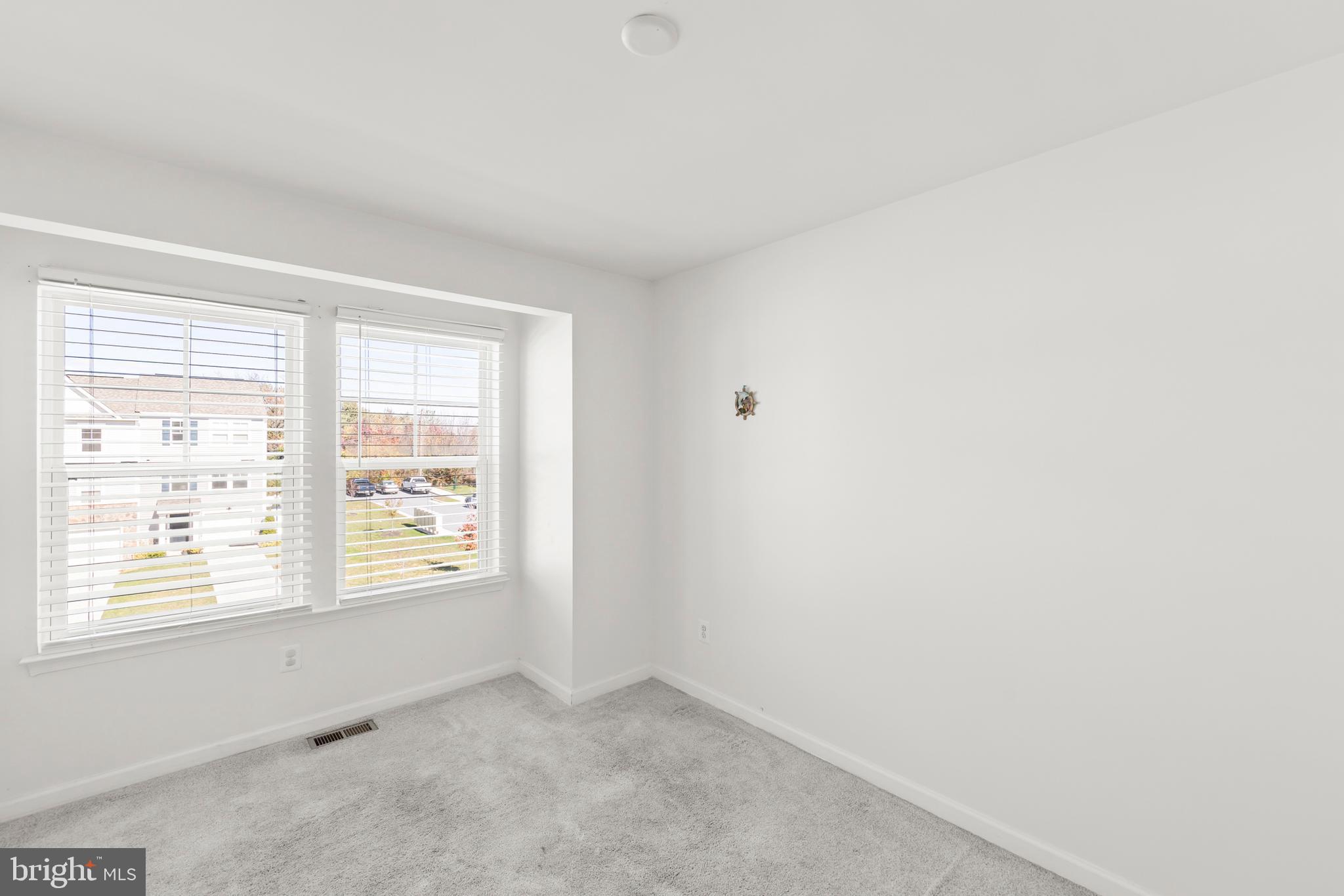 TOWNES AT TATE MANOR - Residential