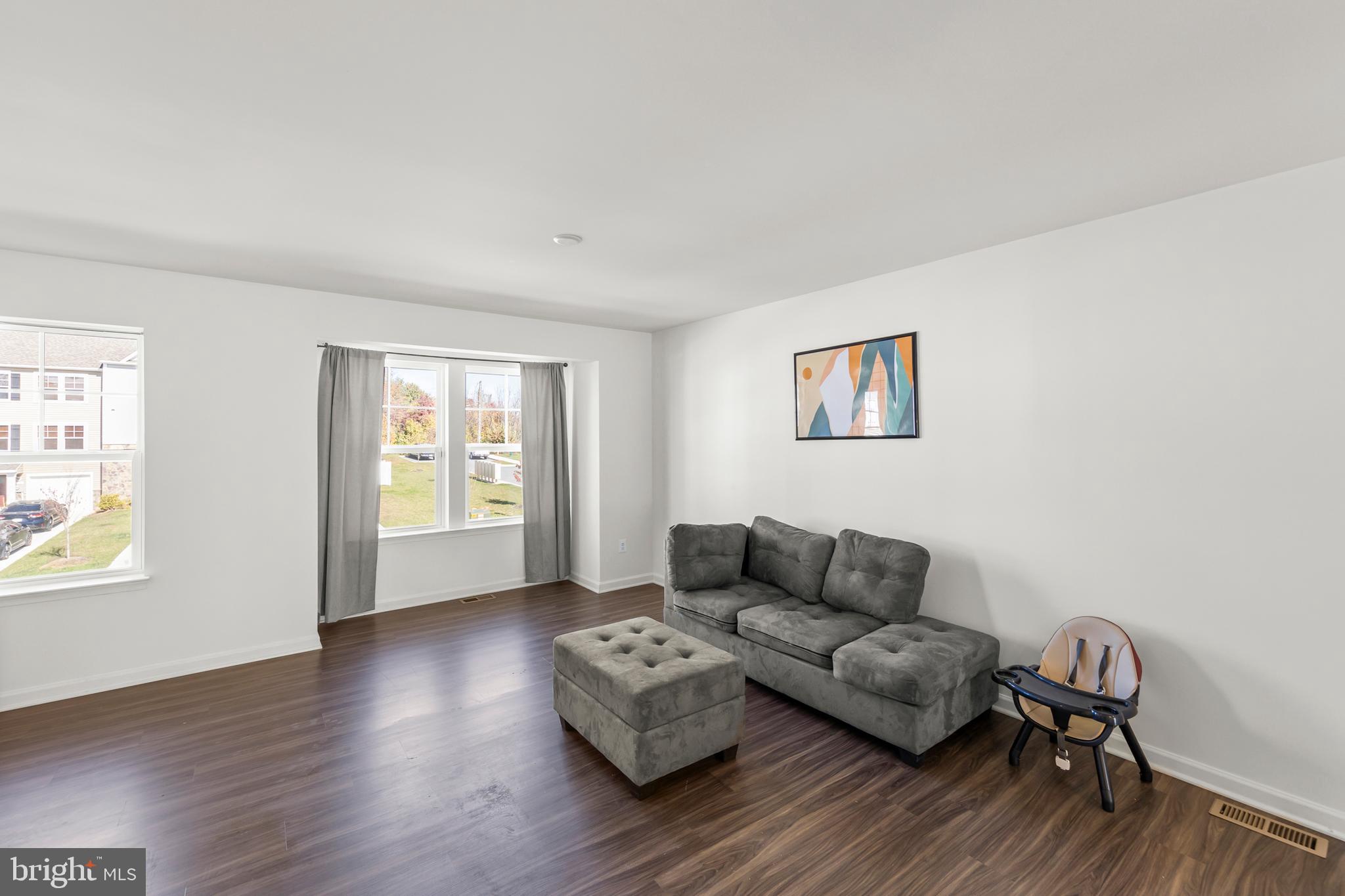 TOWNES AT TATE MANOR - Residential