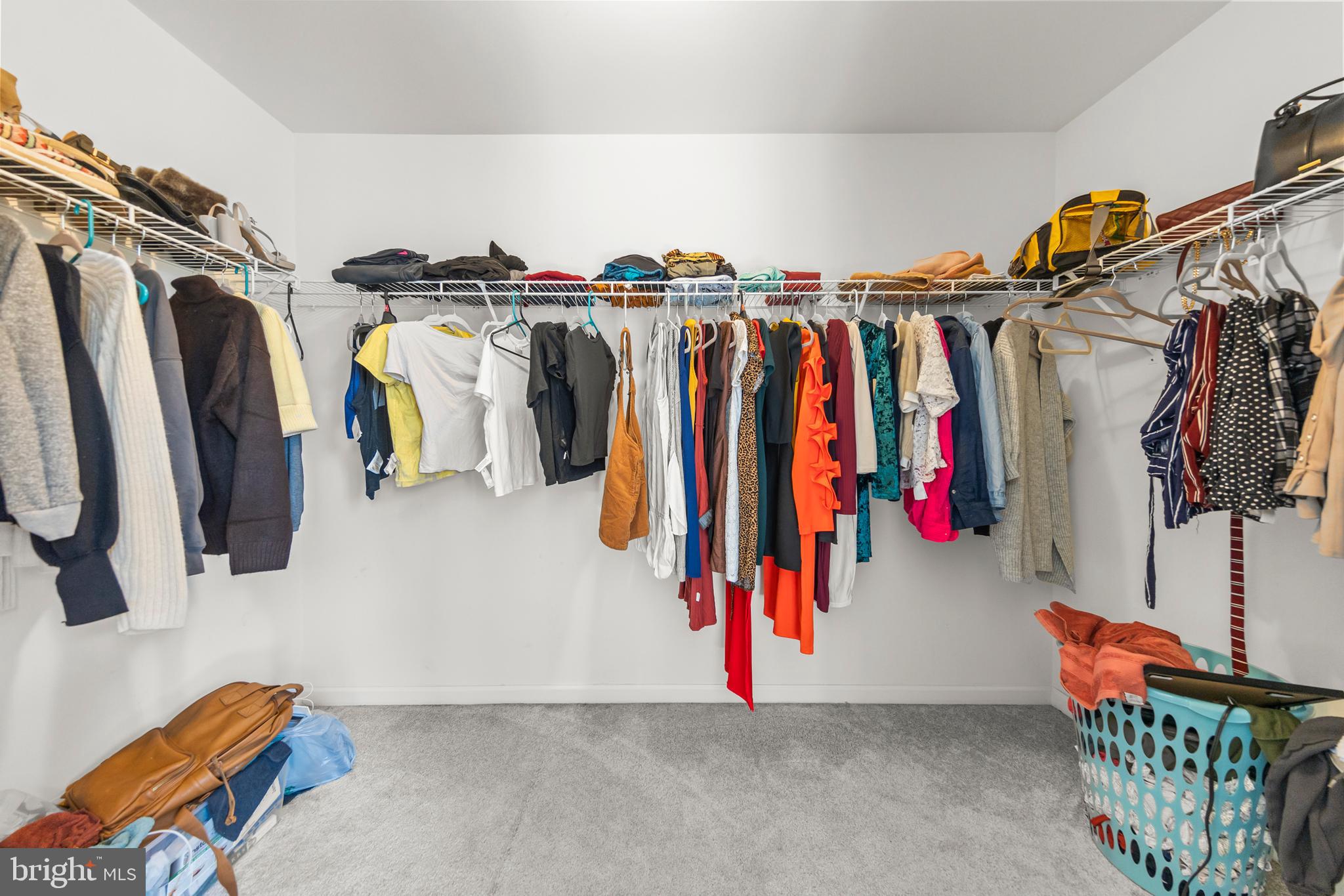 TOWNES AT TATE MANOR - Residential