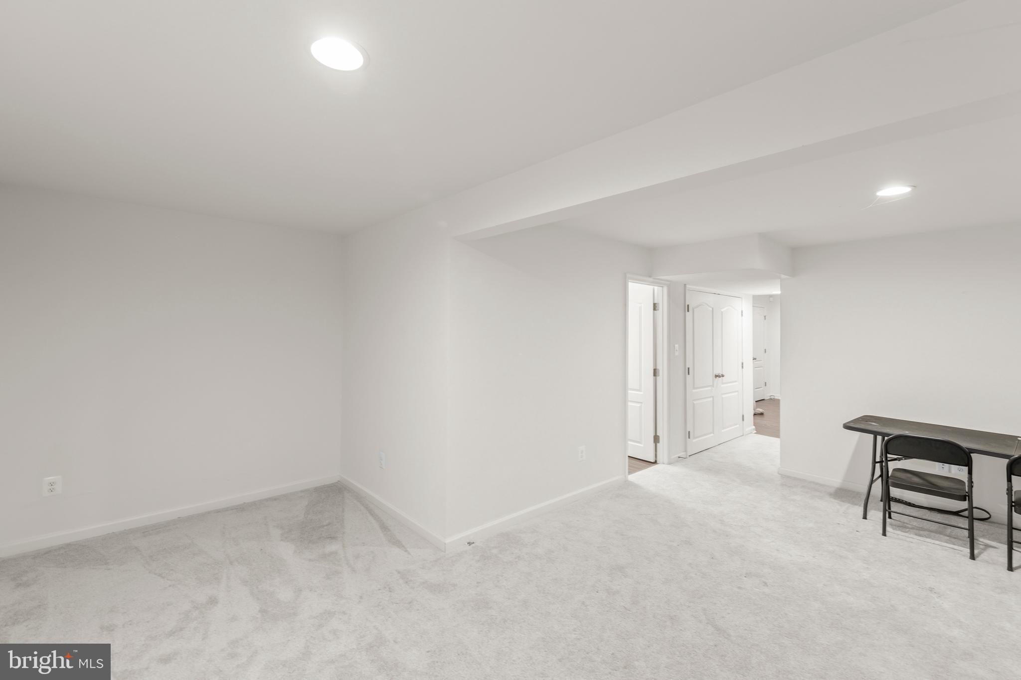 TOWNES AT TATE MANOR - Residential