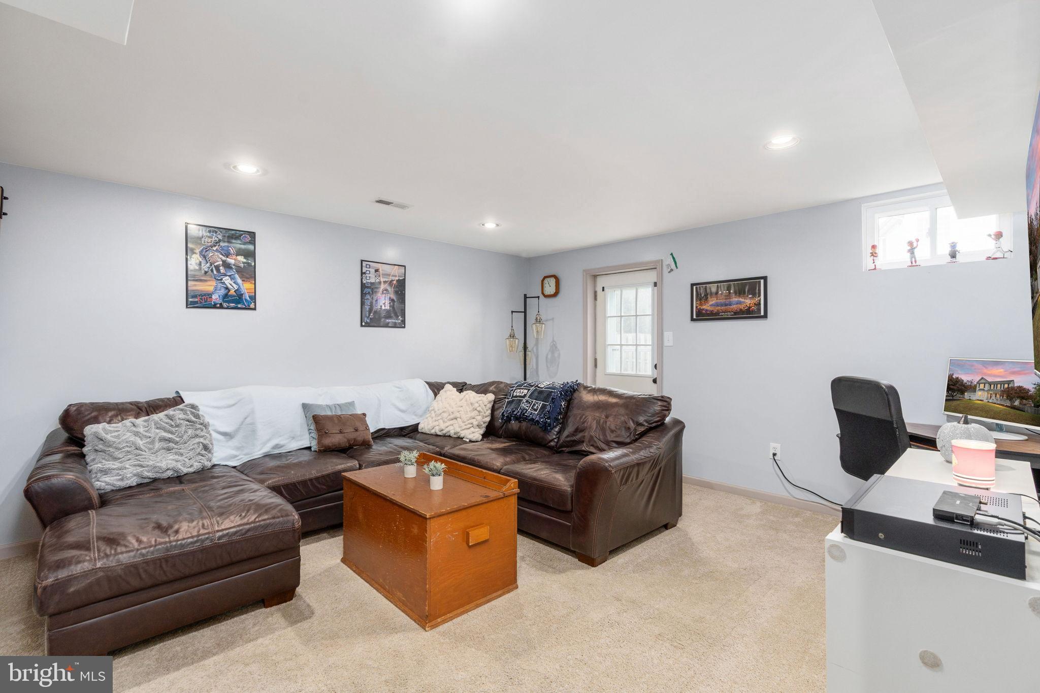 CEDAR RIDGE - Residential