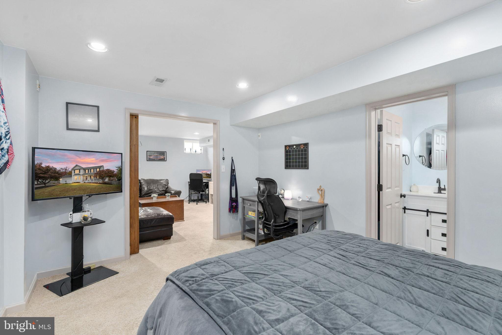 CEDAR RIDGE - Residential