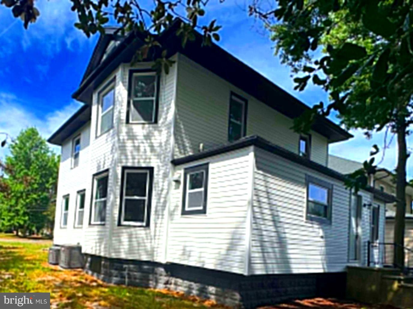 807 MARKET STREET