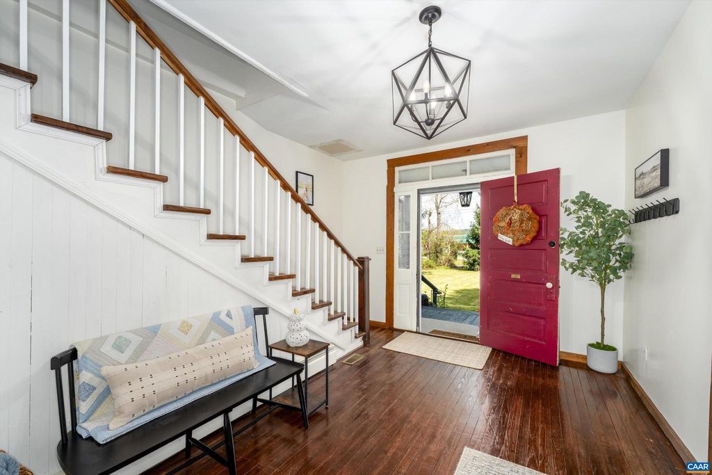 Photo of 5282 Spotswood Trl, BARBOURSVILLE, VA 22923 (MLS # 670019)
