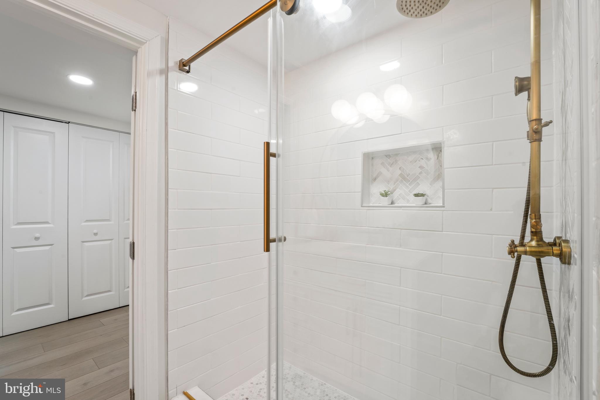 WOODMOOR - Residential