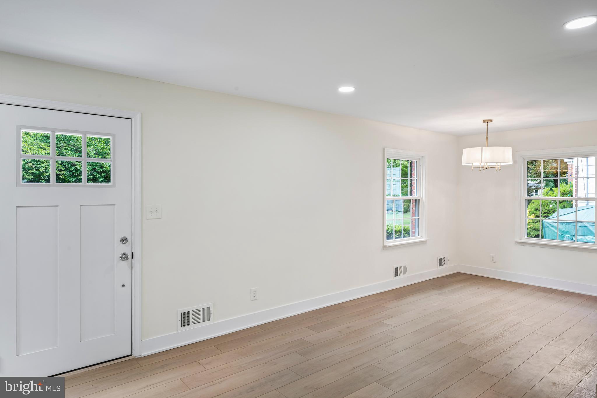 WOODMOOR - Residential